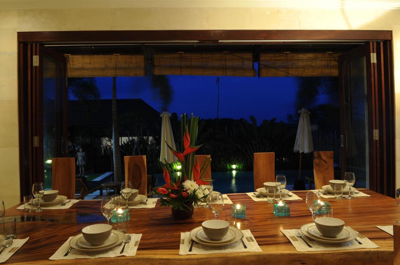 Villa Dikebun Ungasan Esterno foto