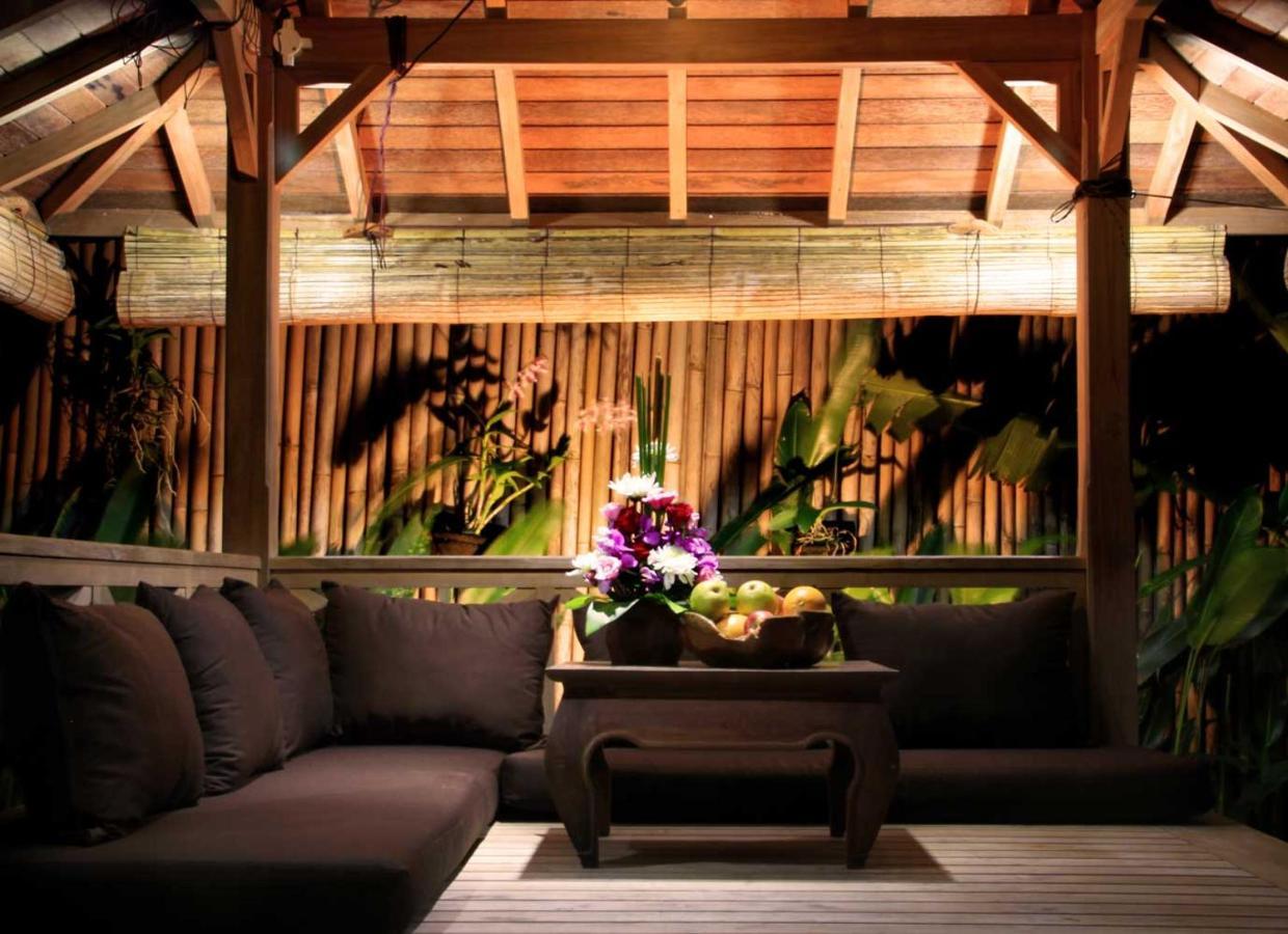 Villa Dikebun Ungasan Esterno foto