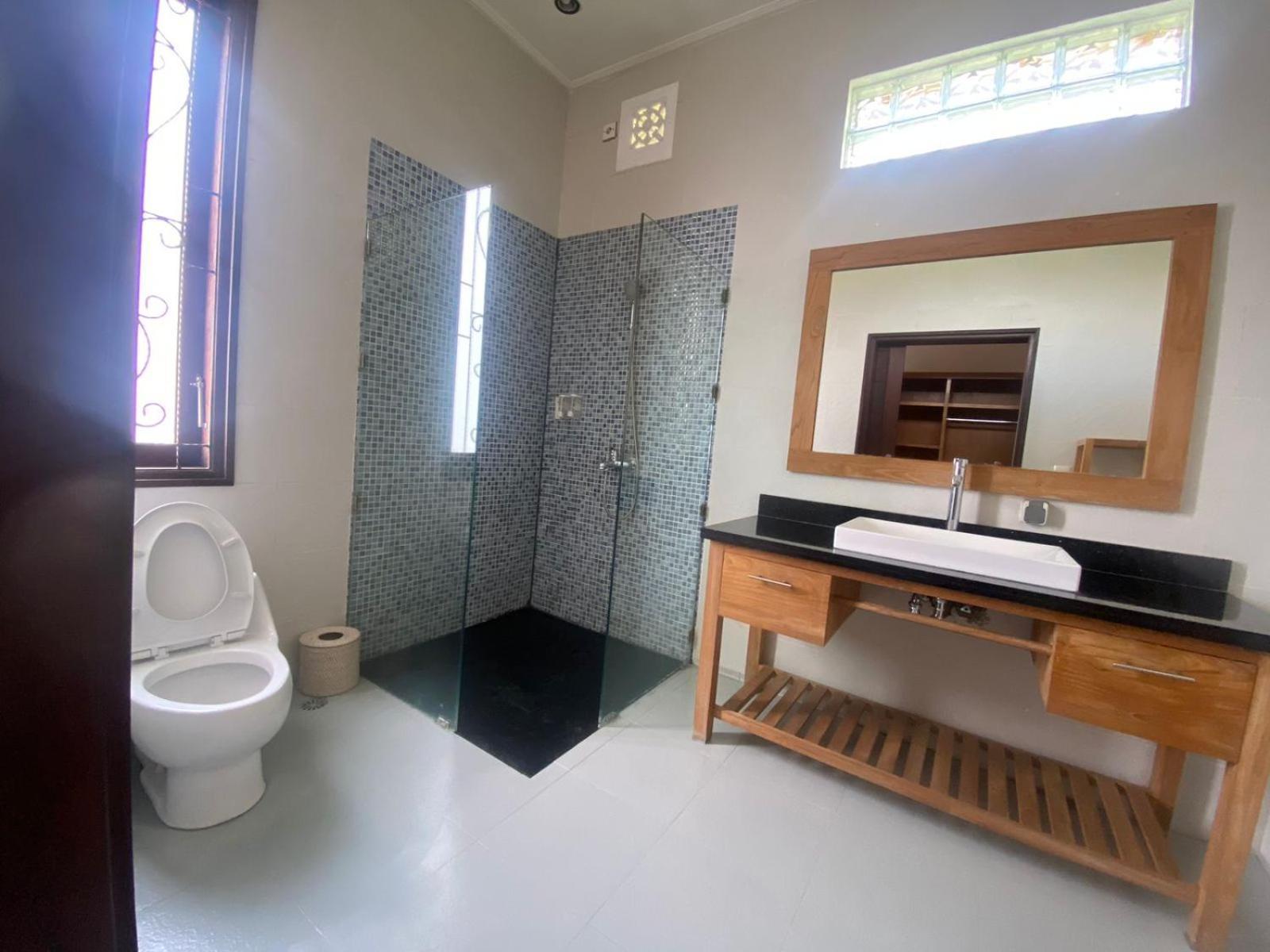 Villa Dikebun Ungasan Esterno foto